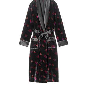 NWT Victoria's Secret Velvet Floral Robe